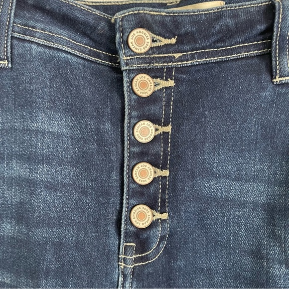 KanCan women’s High Rise Flared Jeans estilo distressed size 5/26 raw hem - Picture 3 of 12